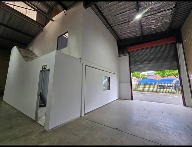 420M² WAREHOUSE TO LET IN MEADOWDALE